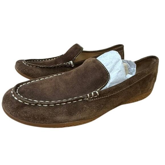 "Coach" Women's Brown Suede Loafers SZ 8 Driving Shoes Designer Preppy Old Money - Picture 1 of 9